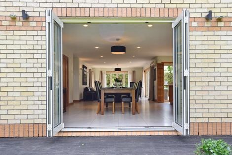 Photo of property in 32 Wai-iti Terrace, Burnside, Christchurch, 8052