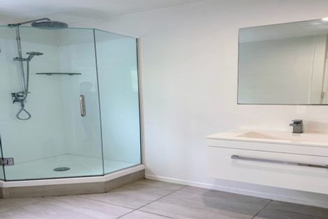 Photo of property in 1/12 Rugby Road, Birkenhead, Auckland, 0626