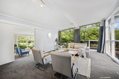 Photo of property in 9 Silverbirch Grove, Churton Park, Wellington, 6037