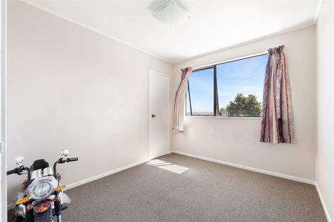 Photo of property in 132 Finlayson Avenue, Clendon Park, Auckland, 2103