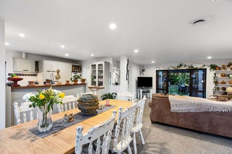 Photo of property in 31 Montego Drive, Papamoa Beach, Papamoa, 3118