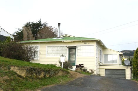 Photo of property in 12 Gorman Street, Macandrew Bay, Dunedin, 9014
