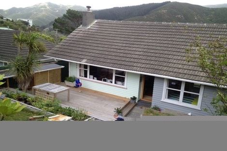 Photo of property in 16 Montreal Grove, Kingston, Wellington, 6021