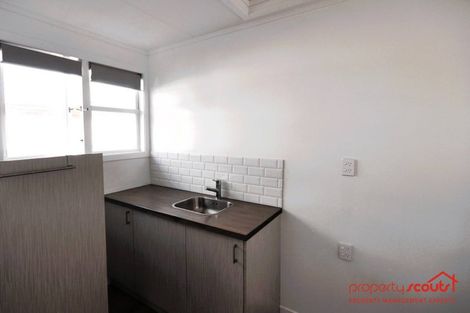 Photo of property in 16 Grant Crescent, Masterton, 5810