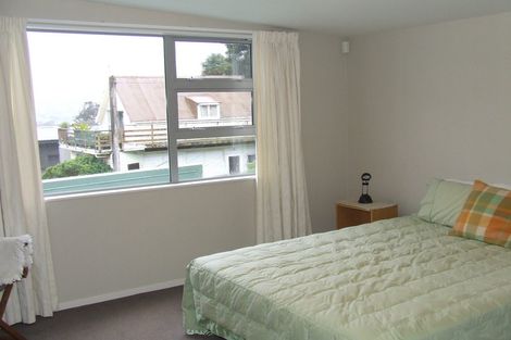 Photo of property in 24 Kellsmere Crescent, Island Bay, Wellington, 6023