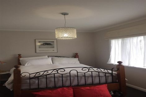 Photo of property in 51 Eastglen Road, Glen Eden, Auckland, 0602