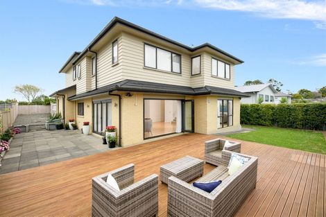 Photo of property in 72 Schnapper Rock Road, Schnapper Rock, Auckland, 0632