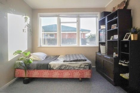 Photo of property in 33 Lister Crescent, Maraenui, Napier, 4110