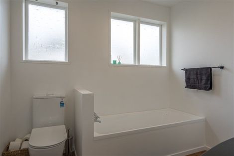 Photo of property in 20 Derrick Road, Kawakawa, 0210