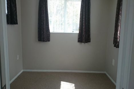 Photo of property in 9 Ballial Place, West Harbour, Auckland, 0618