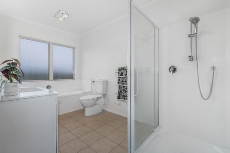 Photo of property in 36 Kahurangi Heights, Aotea, Porirua, 5024