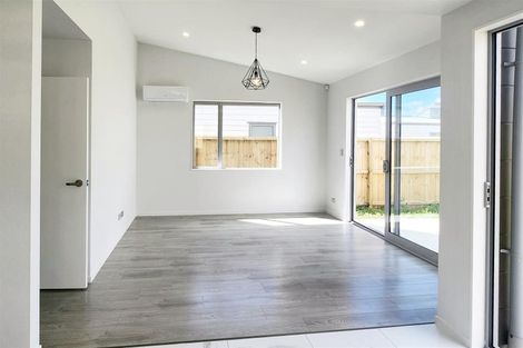 Photo of property in 14 Fredrick Hanson Road, Papakura, 2110