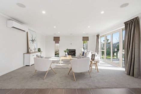 Photo of property in 34a Greenwood Close, Mairehau, Christchurch, 8013
