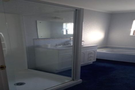 Photo of property in 45 Manapouri Crescent, Hokowhitu, Palmerston North, 4410