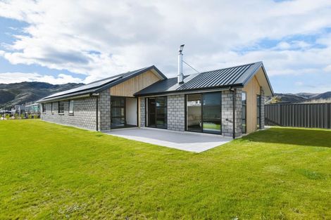 Photo of property in 49 Wallis Drive, Cromwell, 9310