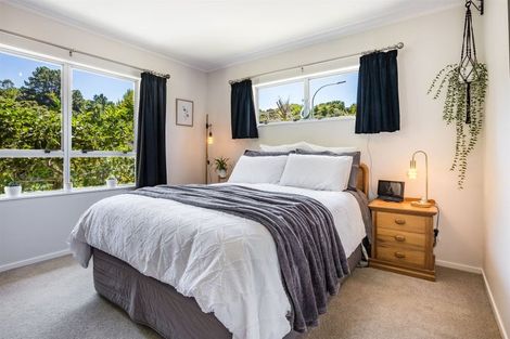 Photo of property in 17 Carvel Lane, Whitby, Porirua, 5024