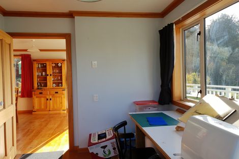 Photo of property in 16 Henry Street, Careys Bay, Port Chalmers, 9023