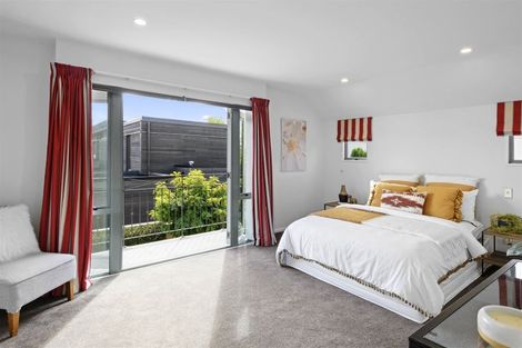 Photo of property in 2/104 Papanui Road, Merivale, Christchurch, 8014