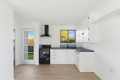 Photo of property in 30 Norfolk Street, Riversdale, 9776