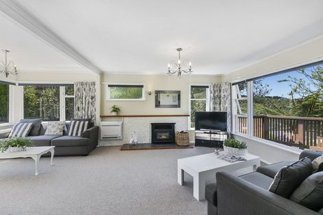 Photo of property in 102 Normandale Road, Normandale, Lower Hutt, 5010