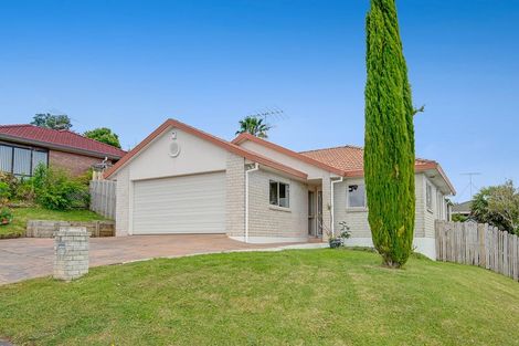 Photo of property in 11 Bluebird Crescent, Unsworth Heights, Auckland, 0632