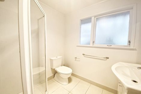 Photo of property in 83 Archmillen Avenue, Pakuranga Heights, Auckland, 2010