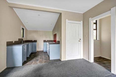 Photo of property in 49 High Street, Eltham, 4322