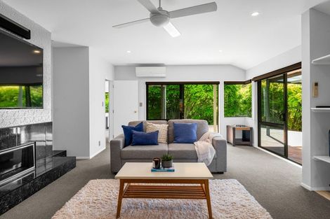 Photo of property in 14 Wade Place, Welcome Bay, Tauranga, 3175