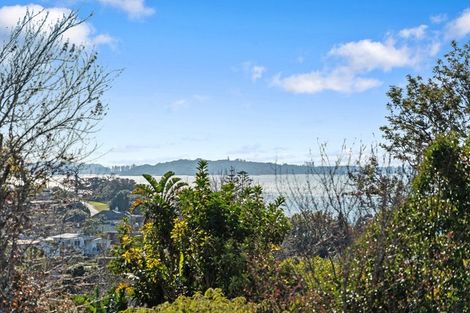 Photo of property in 42 Evelyn Road, Cockle Bay, Auckland, 2014