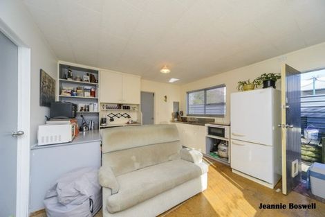 Photo of property in 25 Chadwick Place, Highbury, Palmerston North, 4412