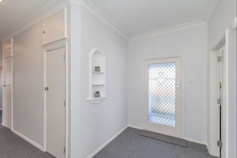 Photo of property in 100 Weraroa Road, Levin, 5510