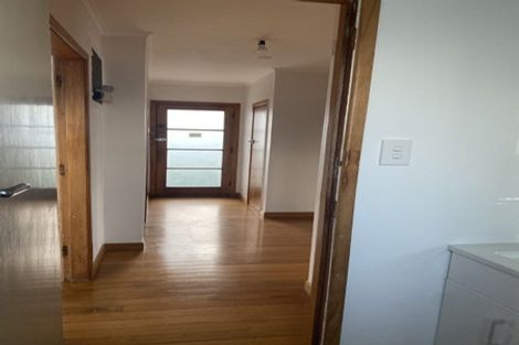 Photo of property in 1/15 Tane Street, New Lynn, Auckland, 0600