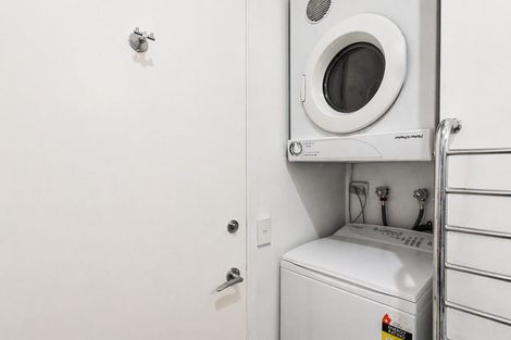 Photo of property in City Lodge, 604/115 Vivian Street, Te Aro, Wellington, 6011