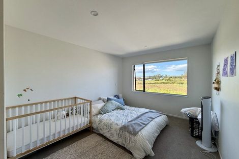 Photo of property in 5 Tana Way, Manurewa, 2102