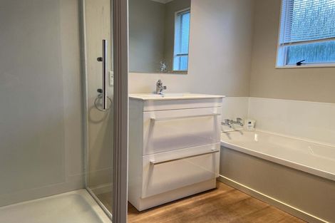 Photo of property in 80b Oriel Avenue, Tawa, Wellington, 5028