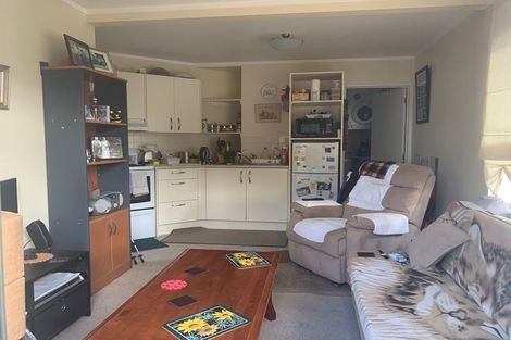 Photo of property in 41 Bluebird Crescent, Unsworth Heights, Auckland, 0632