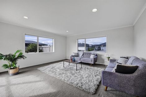 Photo of property in 11 Rawiri Drive, Bell Block, New Plymouth, 4312
