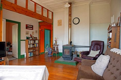 Photo of property in 89 Pensher Street, Waitahuna, Lawrence, 9593