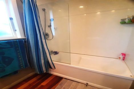 Photo of property in 50 Sutton Crescent, Papakura, 2110