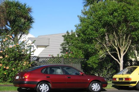 Photo of property in 10 Thurston Place, Bucklands Beach, Auckland, 2012