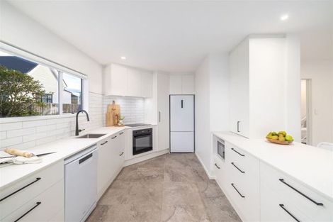 Photo of property in 2/212 Springfield Road, St Albans, Christchurch, 8014