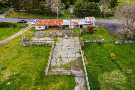 Photo of property in 828 Coast Road, Wainuiomata Coast, Lower Hutt, 5373