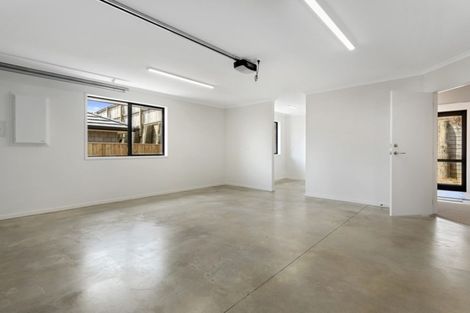 Photo of property in 82 Bert Wall Drive, Omokoroa, 3114