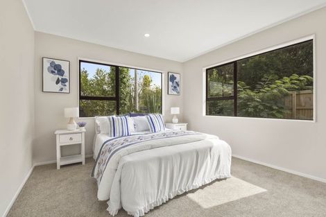 Photo of property in 47 Amorino Drive, Red Beach, 0932