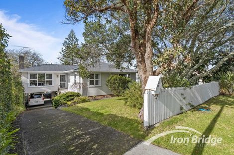 Photo of property in 49 Bruce Road, Glenfield, Auckland, 0629