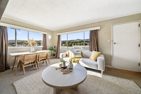 Photo of property in 4/1 Proctor Lane, Tawa, Wellington, 5028