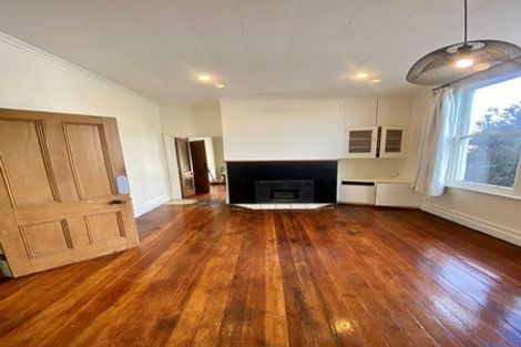 Photo of property in 19 Stanley Street, Kenmure, Dunedin, 9011