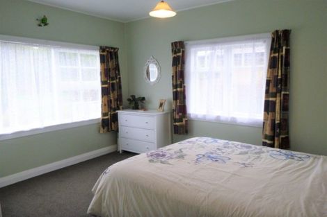 Photo of property in 5 Roebuck Street, Westport, 7825