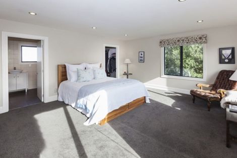 Photo of property in 5 Elmwood Road, Strowan, Christchurch, 8052