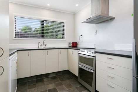 Photo of property in 28 Sheridan Crescent, Leamington, Cambridge, 3432